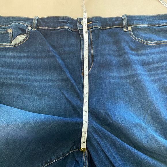 Torrid NWT Midfit Super Skinny Jean Super Soft Dark Wash Size 28 High Rise Blue - Picture 6 of 7